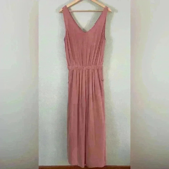 Le Lis Make Me Blush Jumpsuit Pockets Stretch Waist Tank Women's Medium - Picture 1 of 12